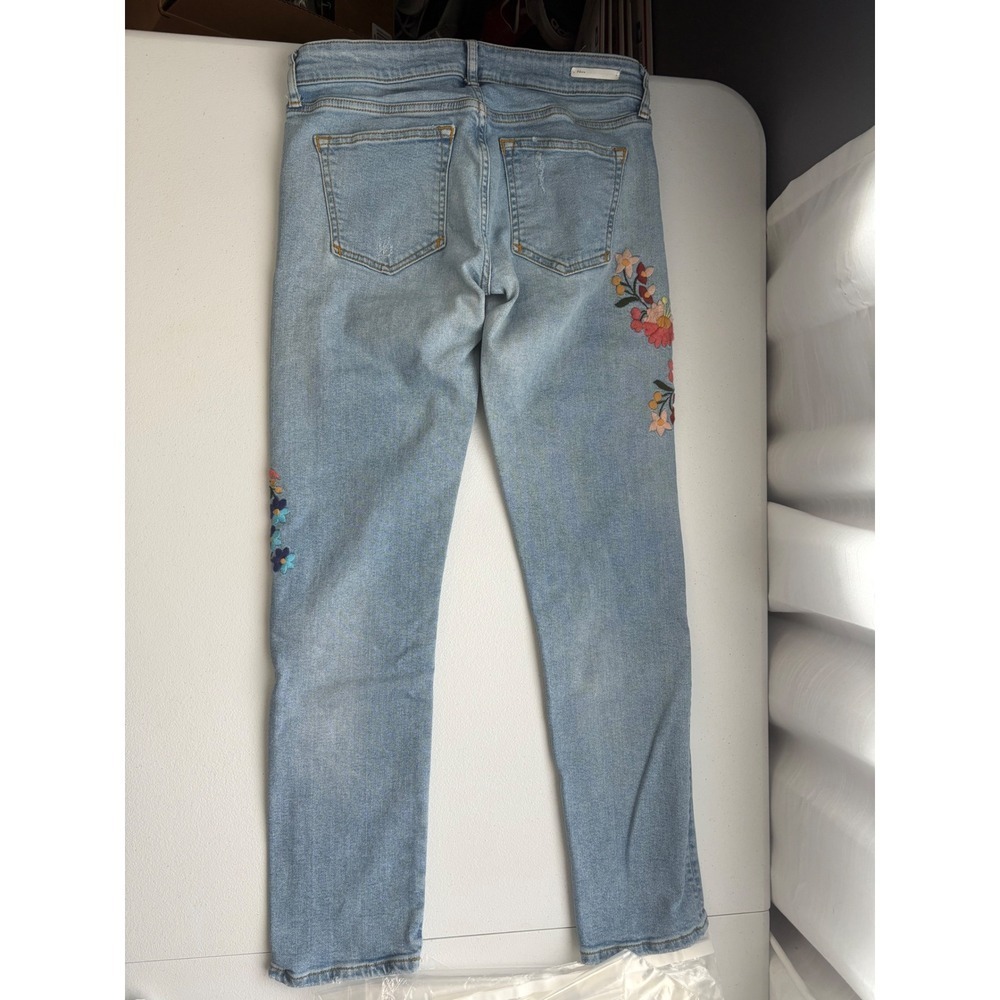 Pilcro and the Letterpress Light Wash Skinny Jeans with Floral Embroidery - Picture 3 of 10